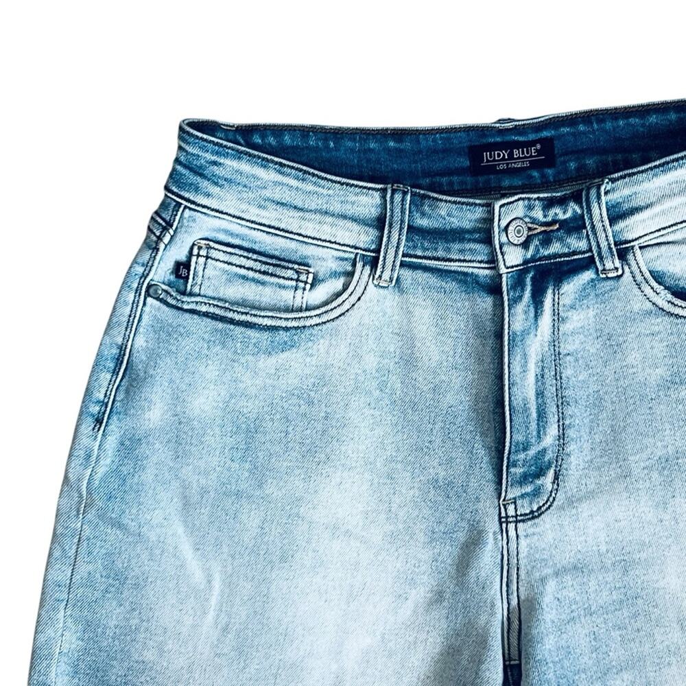 Judy Blue Women’s 1X High Rise Cutoff Denim Dad Shorts Jenny Stretch Light Wash - Picture 6 of 14
